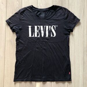 Levi’s Logo T Shirt in Black & White Size XS